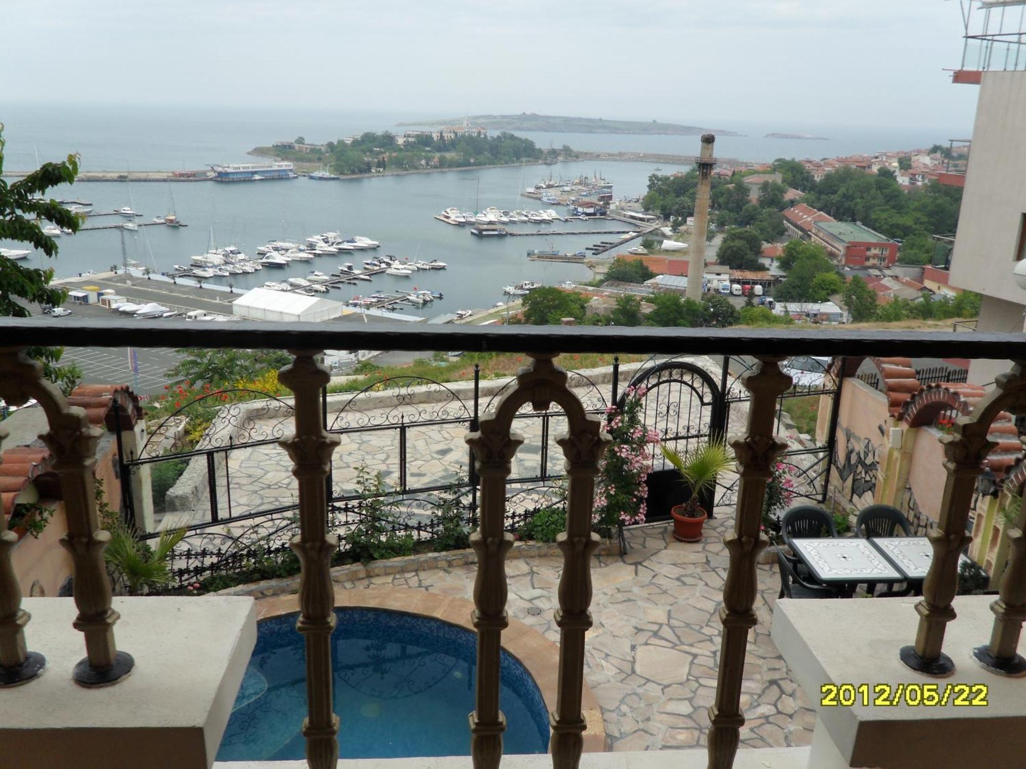 Guest House Hetodon سوزوبول الغرفة الصورة