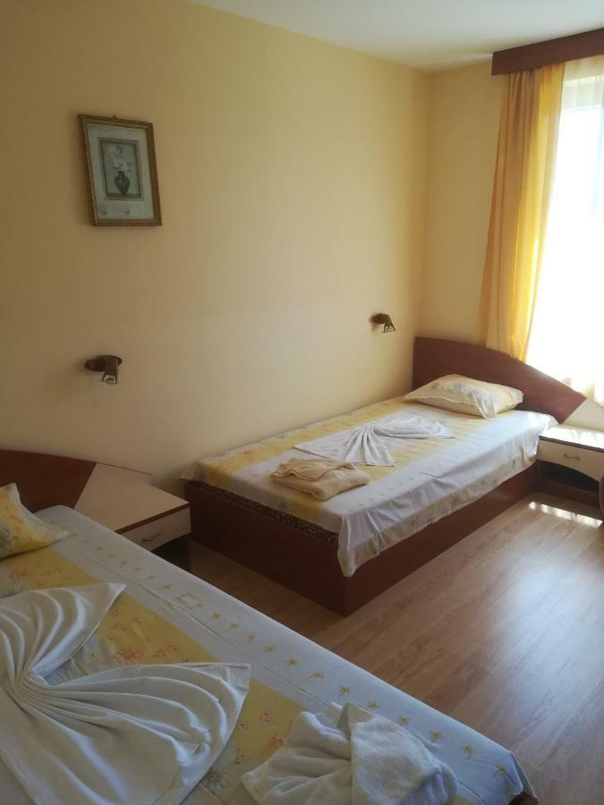 Guest House Hetodon سوزوبول الغرفة الصورة