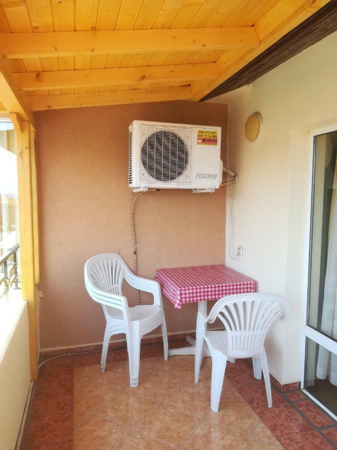Guest House Hetodon سوزوبول الغرفة الصورة