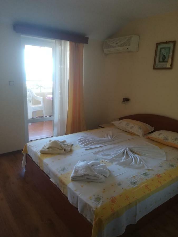 Guest House Hetodon سوزوبول الغرفة الصورة